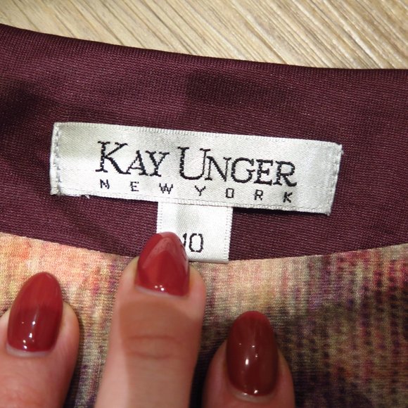 Stretchy Bodycon Printed Dress - Picture 5 of 8